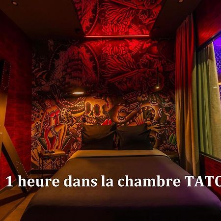 Love Hotel Avec Nuit Insolite Au Dandy Et Jacuzzi Privatise (Adults Only) Paris Exterior photo