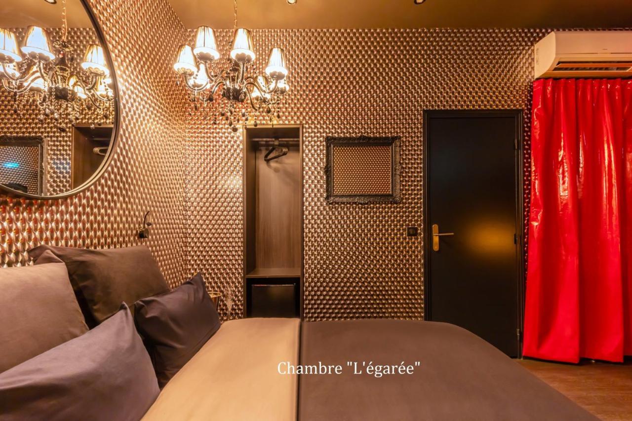 Love Hotel Avec Nuit Insolite Au Dandy Et Jacuzzi Privatise (Adults Only) Paris Exterior photo